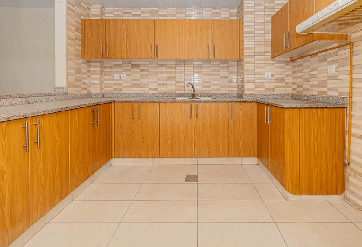 1 MONTH FREE | SPACIOUS LAYOUT | WITH BALCONY 4