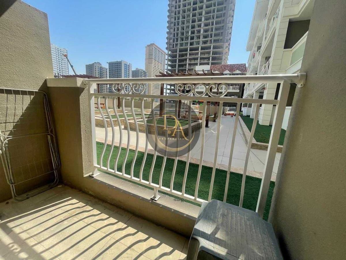 SPACIOUS STUDIO AVAILABLE FOR RENT IN LAYA MANSION JVC 5