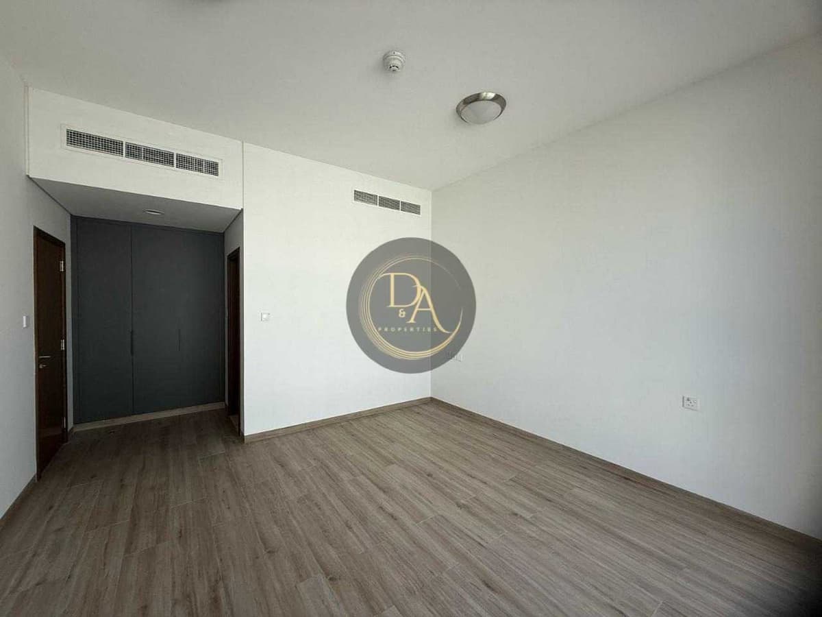 Spacious Villa for Rent in Jabal Ali First | Prime Location | Ready to Move-In 4