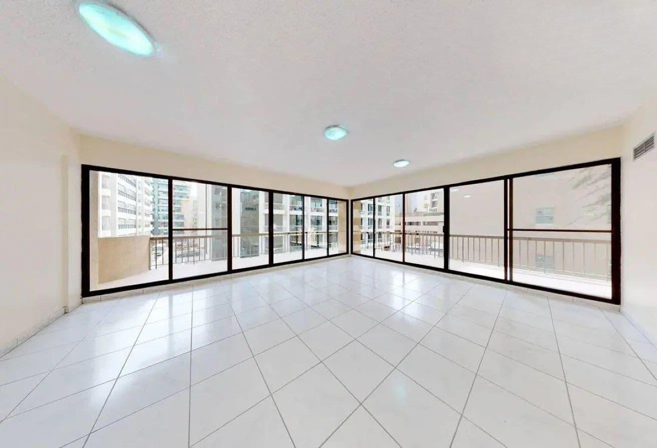 Spacious 3BR | Bright Layout | Great Community