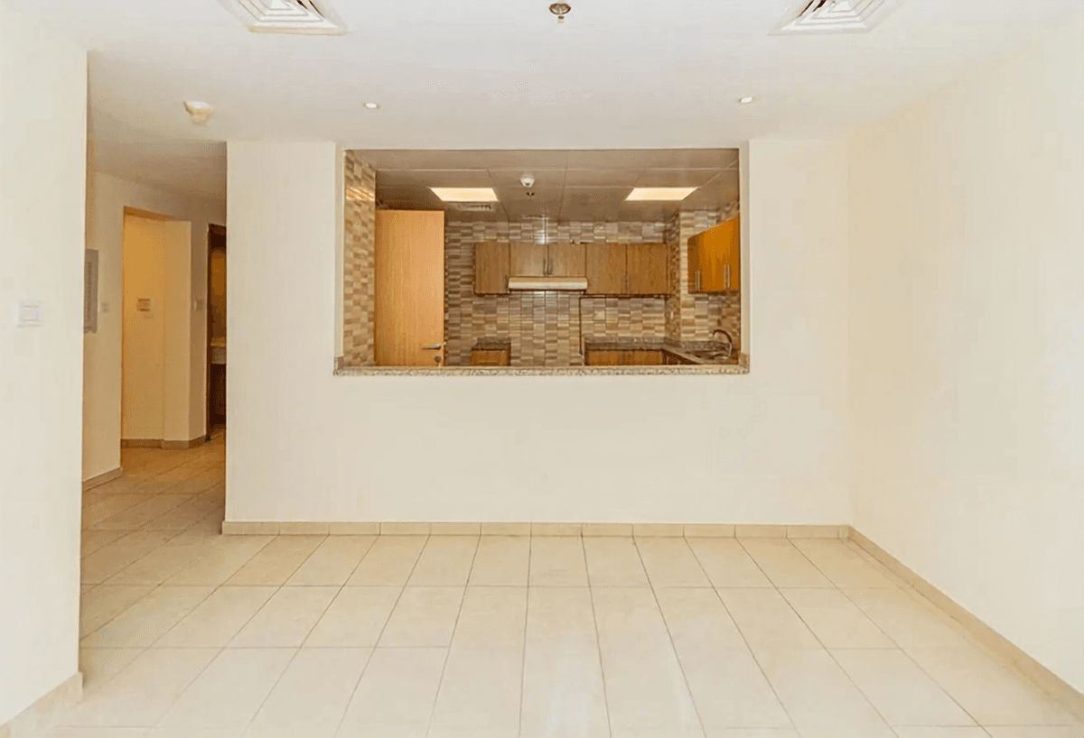 1 MONTH FREE | SPACIOUS LAYOUT | WITH BALCONY 2