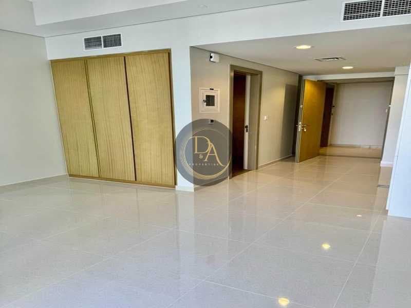 SPACIOUS STUDIO VACANT TO RENT IN AYKON CITY C BUSINESS BAY WITH THE CANAL VIEW