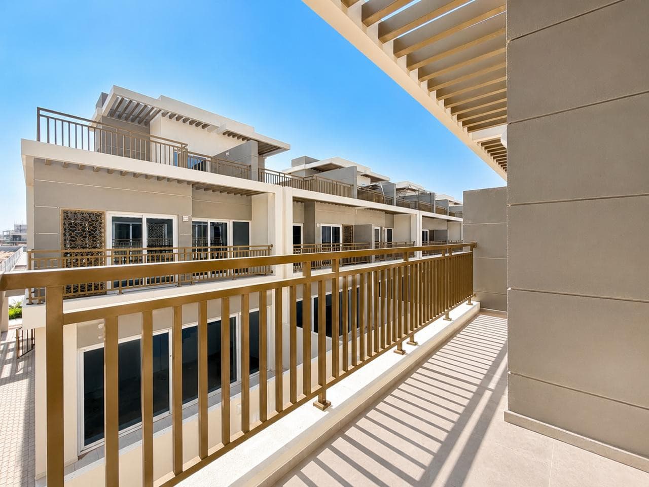 Modern Townhouse | Unfurnished | Family Community