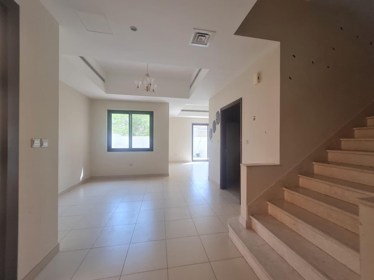 Prime 4BR+Maid Villa| Exclusive | Near community 5