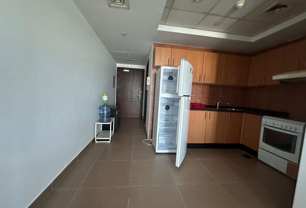 FURNISHED | WATER VIEW | SPACIOUS | VACANT 5