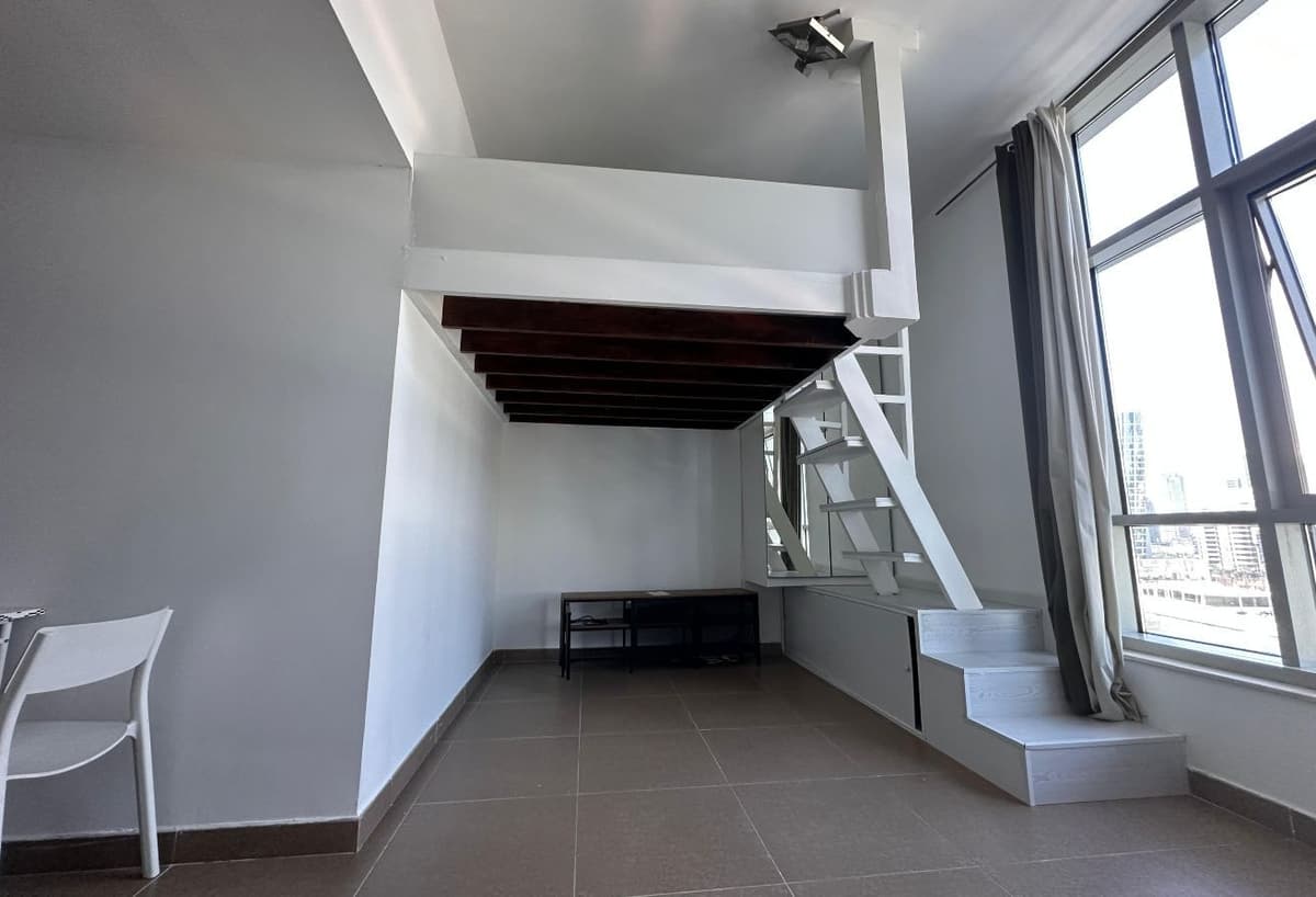 FURNISHED | WATER VIEW | SPACIOUS | VACANT 2