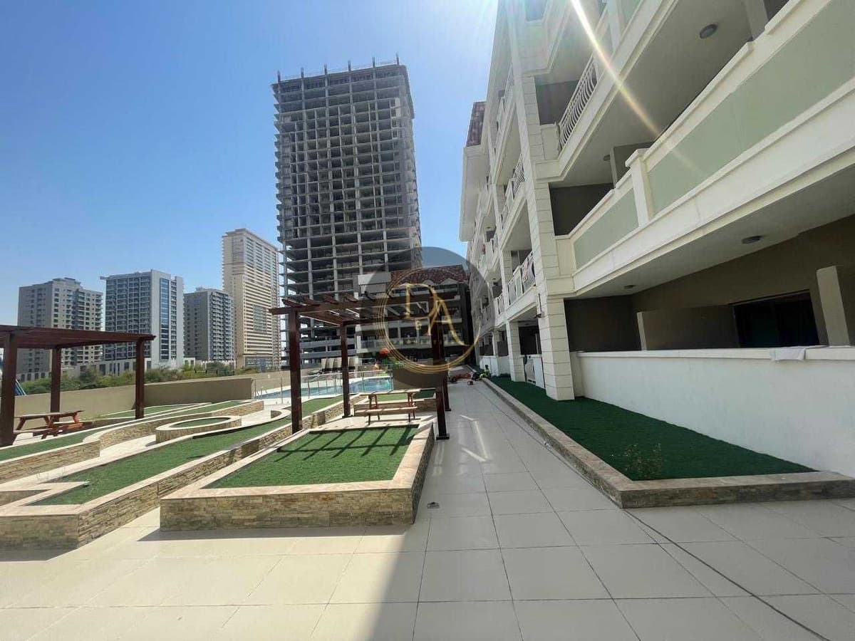 SPACIOUS STUDIO AVAILABLE FOR RENT IN LAYA MANSION JVC 2