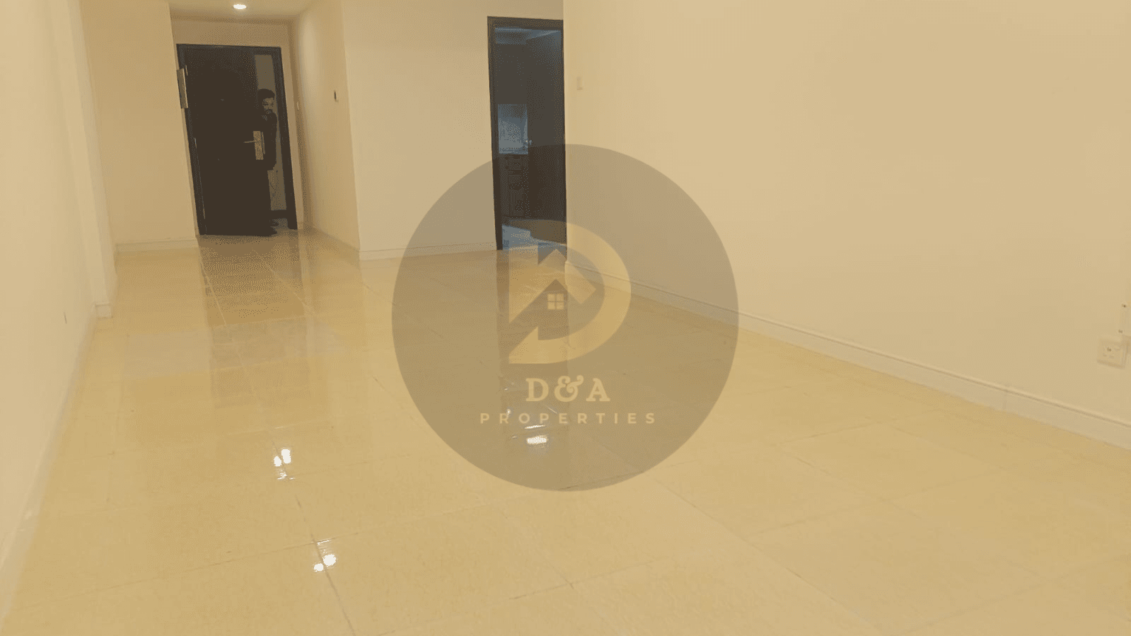 Spacious 2-Bedroom Apartment with Balcony in Al Mankhool - Unfurnished, Bright, and Airy