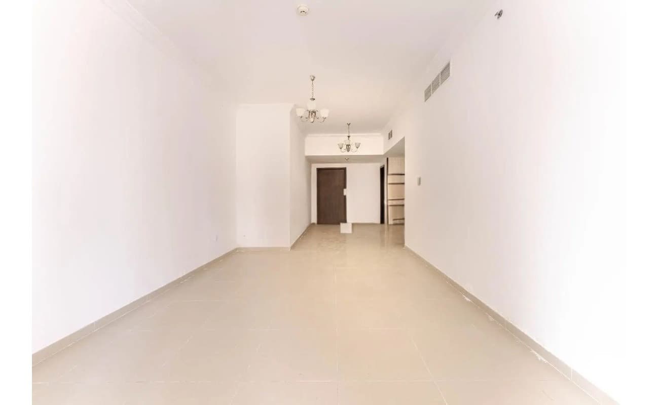 Vacant | Unfurnished | Near Metro | Mid Floor