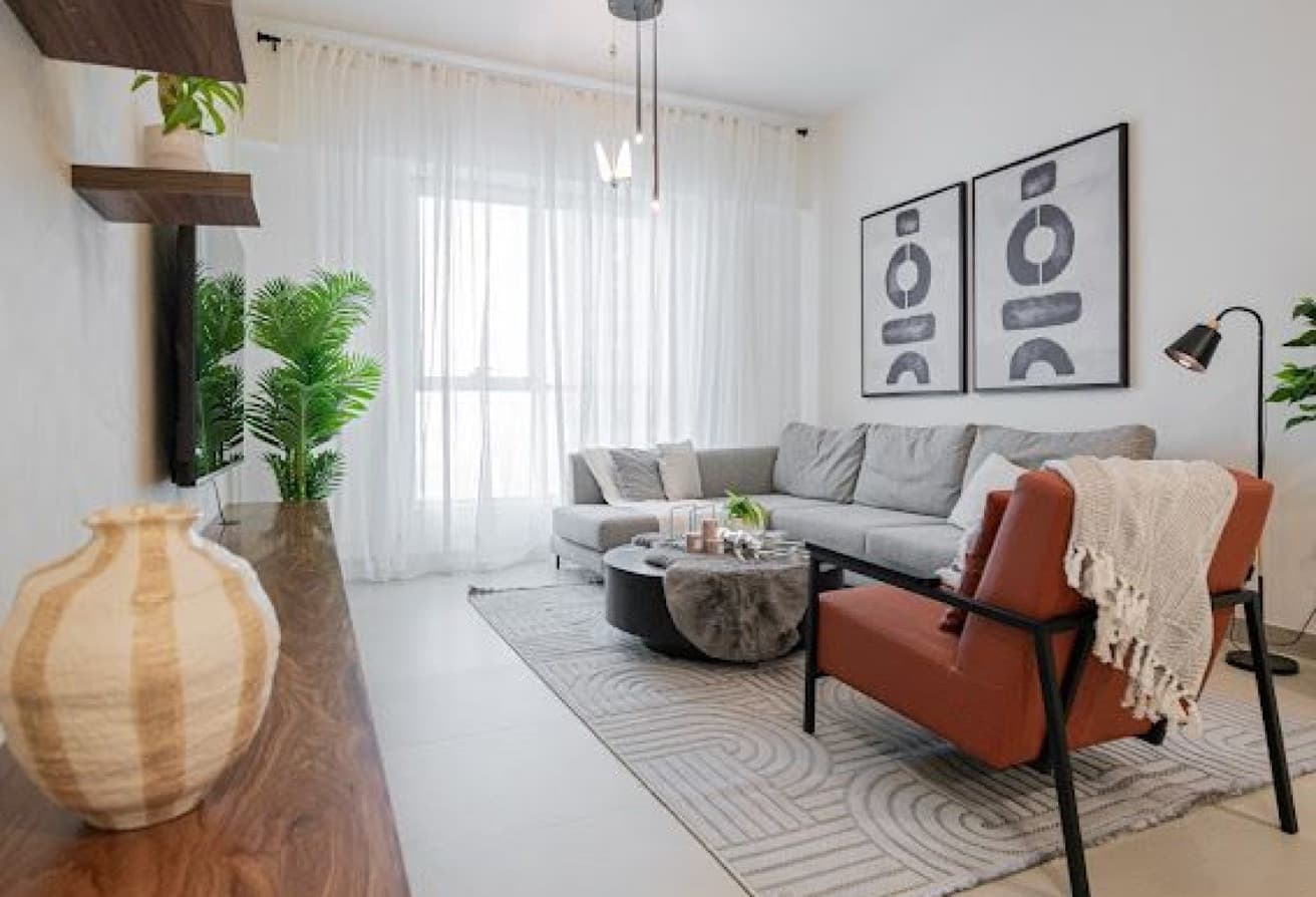 Prime Location | Middle Unit | Negotiable