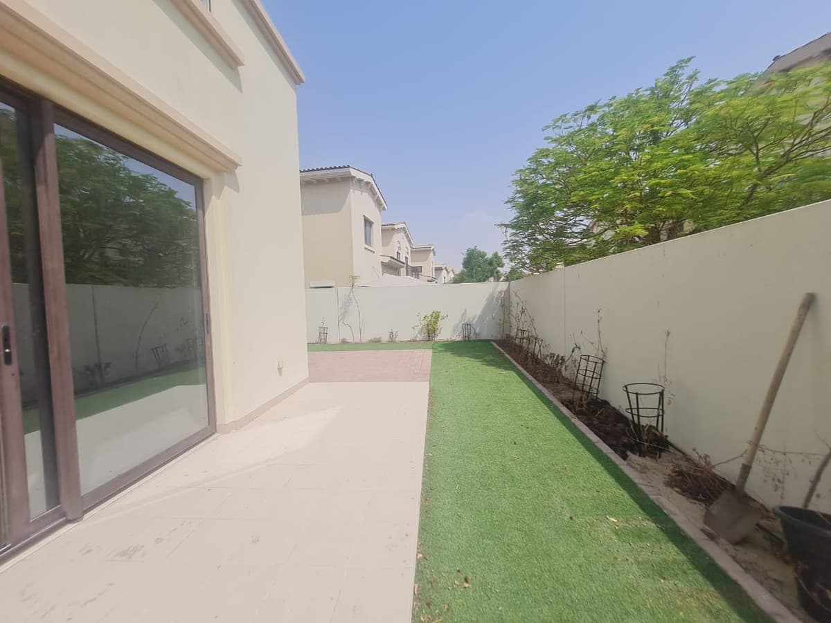 Prime 4BR+Maid Villa| Exclusive | Near community 3