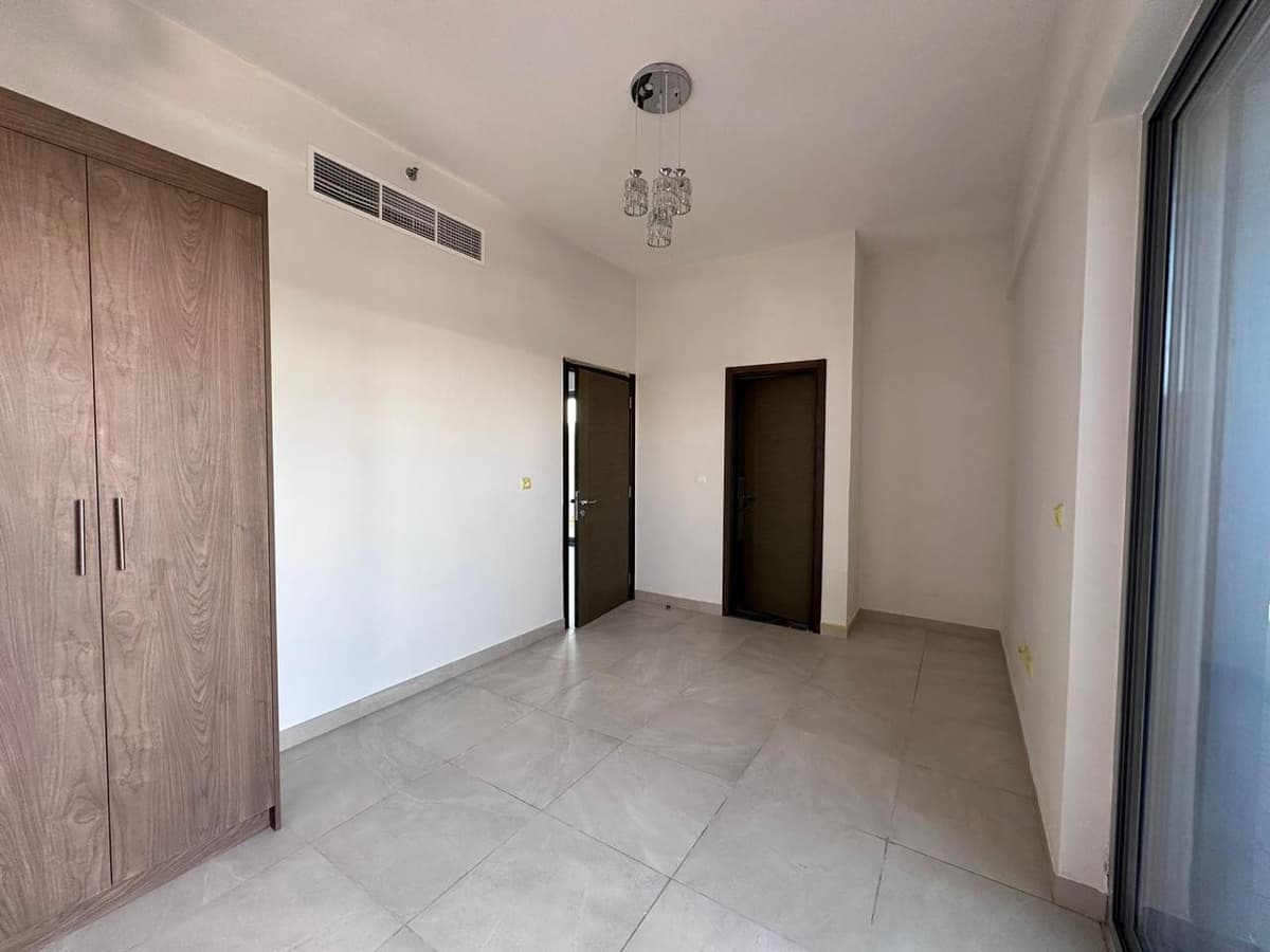 Selling 1 BHK Ready Apartment 5