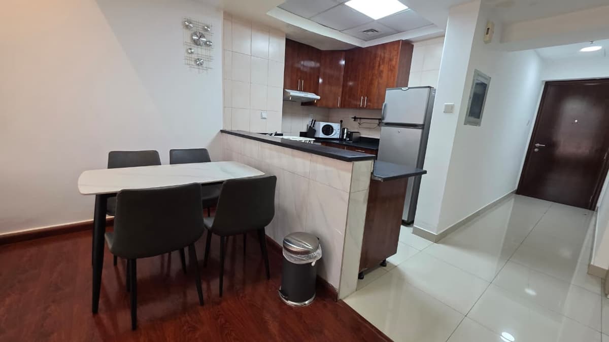 FURNISHED 1 BHK | NEAR METRO | HIGH FLOOR 5