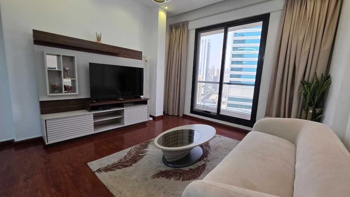 FURNISHED 1 BHK | NEAR METRO | HIGH FLOOR 3