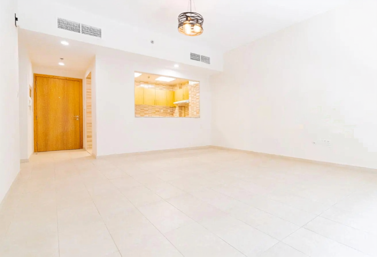 1 MONTH FREE | SPACIOUS LAYOUT | WITH BALCONY