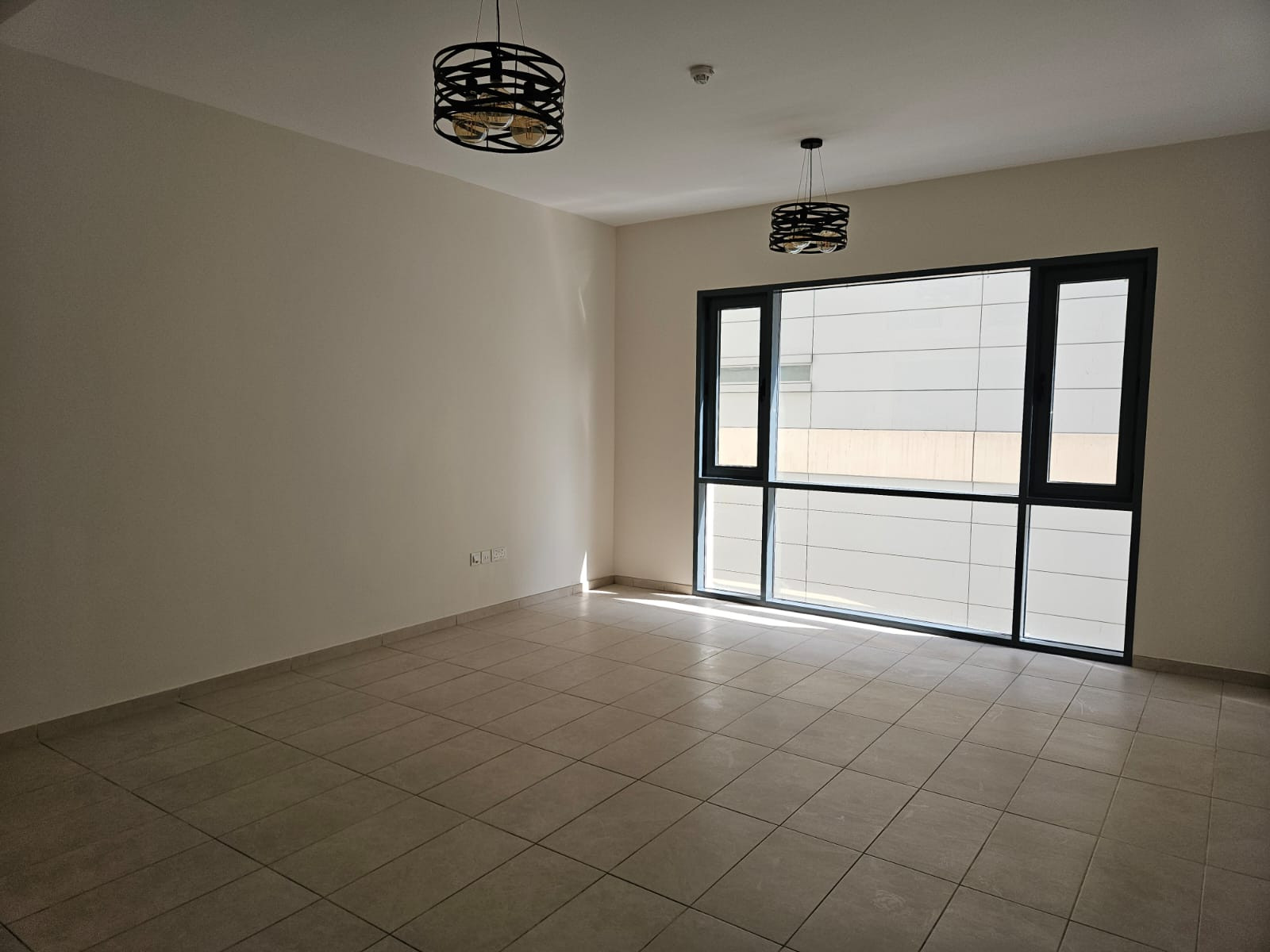Spacious 2-Bedroom Apartment for Rent in Al Mankhool, Dubai 2