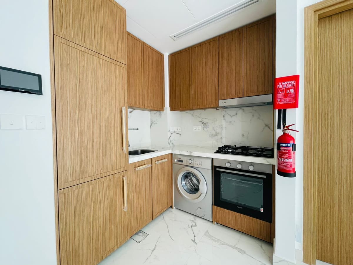 Spacious 2BR | Pool View | Ready to Move In 4