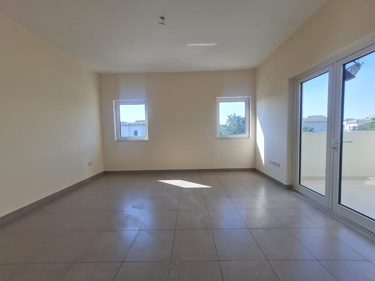 3 BEDROOM + MAID /SPACIOUS LAYOUT/VACANT AND READY 3