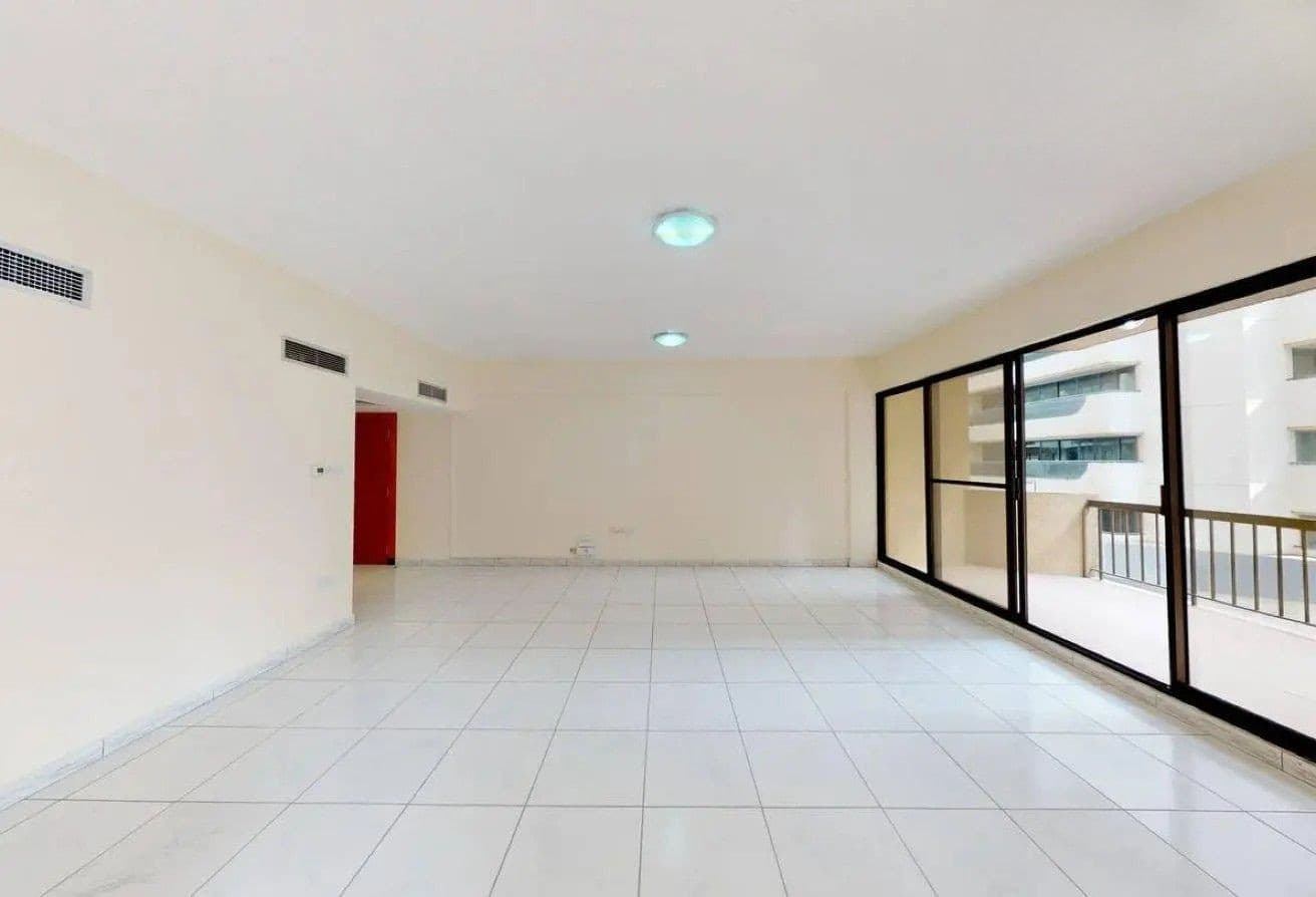 Spacious 3BR | Bright Layout | Great Community